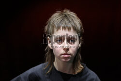 "Prowadź swój pług przez kości umarłych" w Teatrze Narodowym