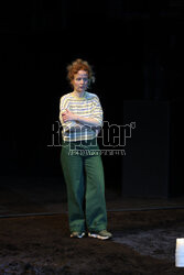 "Prowadź swój pług przez kości umarłych" w Teatrze Narodowym