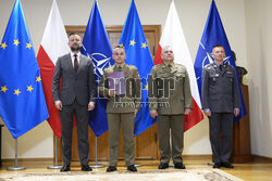 MON - wręczenie aktów mianowań na nowe stanowiska służbowe