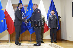 MON - wręczenie aktów mianowań na nowe stanowiska służbowe