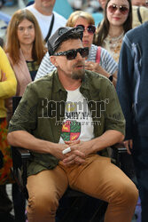 Znani przed studiem DDTVN (06.06)