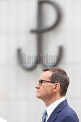 Konferencja Mateusza Morawieckiego przed pomnikiem AK