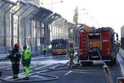 Pożar autobusu na Saskiej Kępie