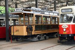 Historyczne tramwaje z polskich miast w Krakowie