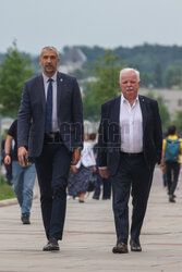 Jarosław Kaczyński na Wawelu w dniu 77. urodzin