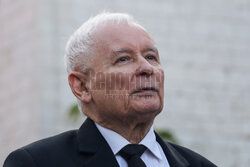 Jarosław Kaczyński na Wawelu w dniu 77. urodzin