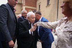 Jarosław Kaczyński na Wawelu w dniu 77. urodzin