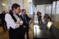 Prezentacja dóbr kultury odzyskanych z Niemiec