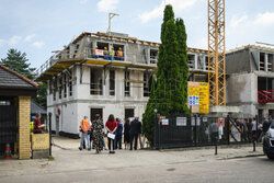 Wiecha na remontowanym Hospicjum im. ks. Dutkiewicza