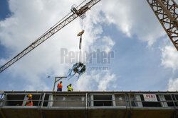 Wiecha na remontowanym Hospicjum im. ks. Dutkiewicza