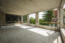 Wiecha na remontowanym Hospicjum im. ks. Dutkiewicza